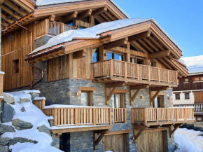 Chalet Neuf avec Piscine, Jacuzzi, Sauna, Hammam et Salle de Cinéma à Saint-Martin de Belleville - FR-1-570-25